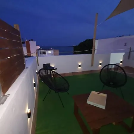 Con Vistas Al Mar En El Centro De Apartamento *